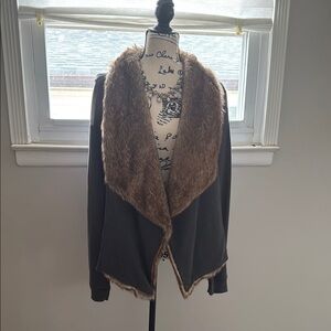 Hollister Brown Faux Fur Trim sweatshirt